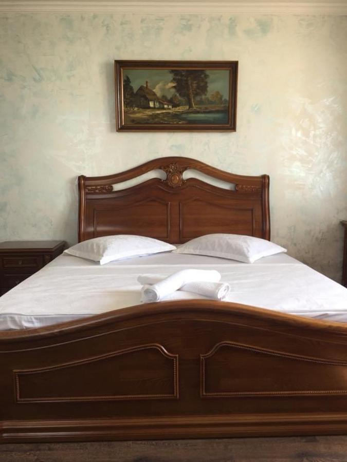 Hotel George Уреки Екстериор снимка