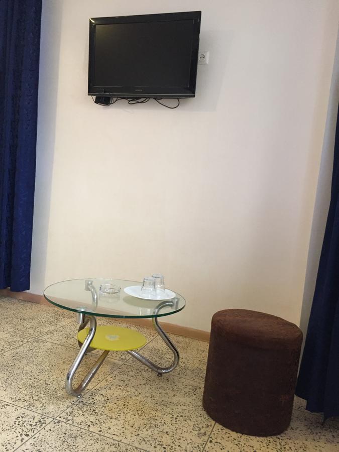 Hotel George Уреки Екстериор снимка